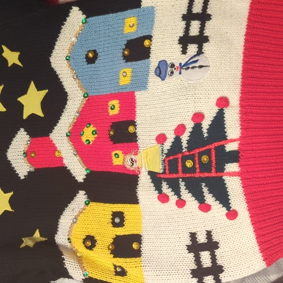 VINTAGE Christmas sweater size medium - Picture 2 of 3